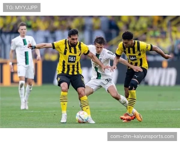 多特与科隆半场0-0，马拉错失良机，阿德耶米制造威胁