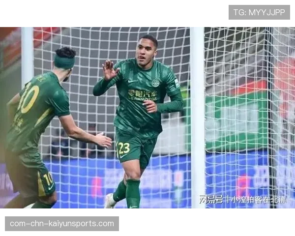 浙江队客场四球逆转青岛海牛 下半场连入三球展现实时调整能力